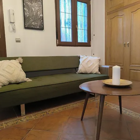 Martinez Semesterbostad